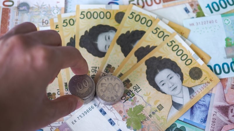 Các mệnh giá hiện hành của tiền Won Hàn