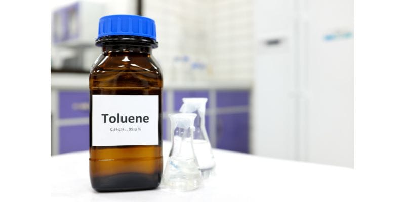 Toluen - Tính chất vật lý và hóa học